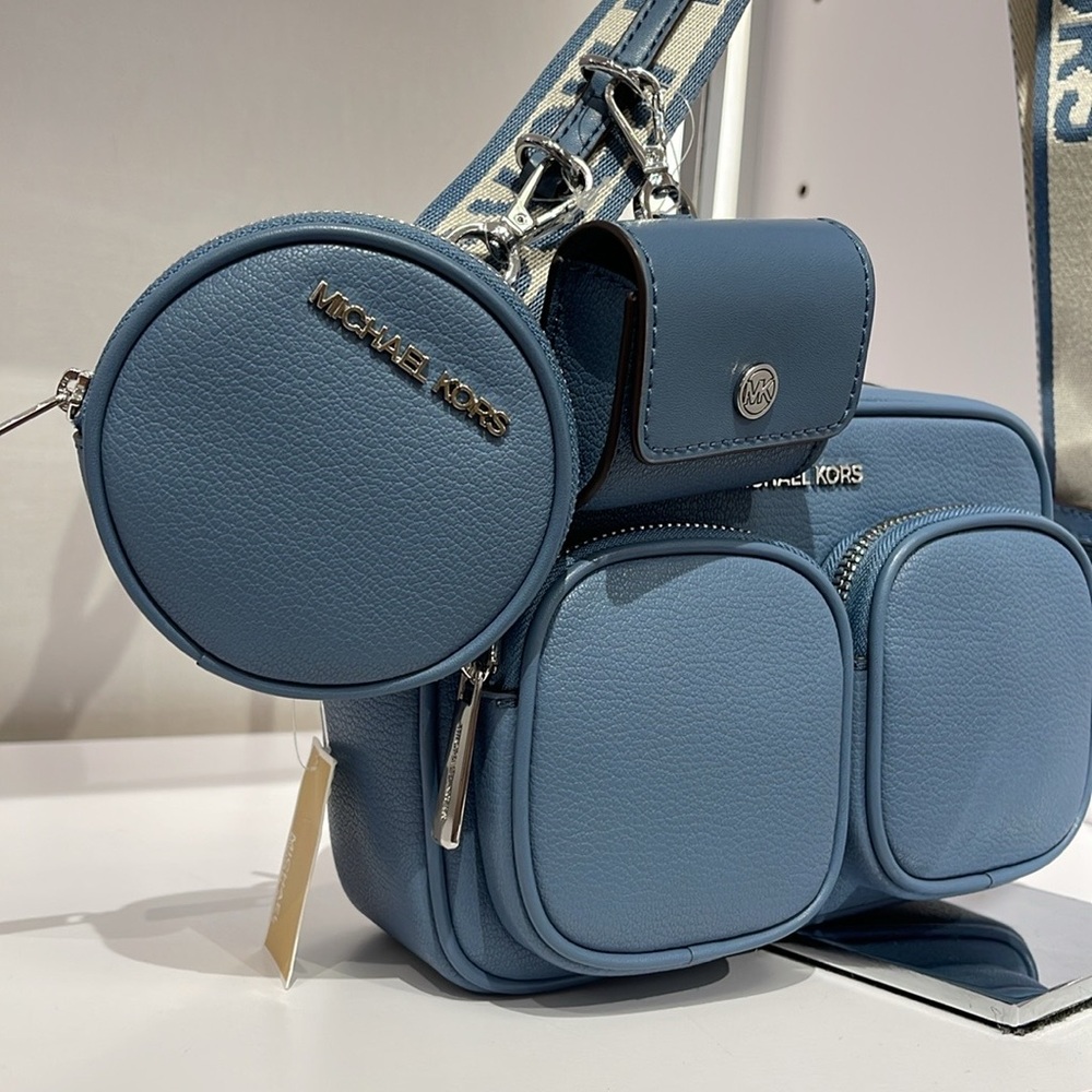 Michael Kors Jet Set Md Leather Crossbody Bag with Case for Apple Airpods Pro® - Picture 2 of 16